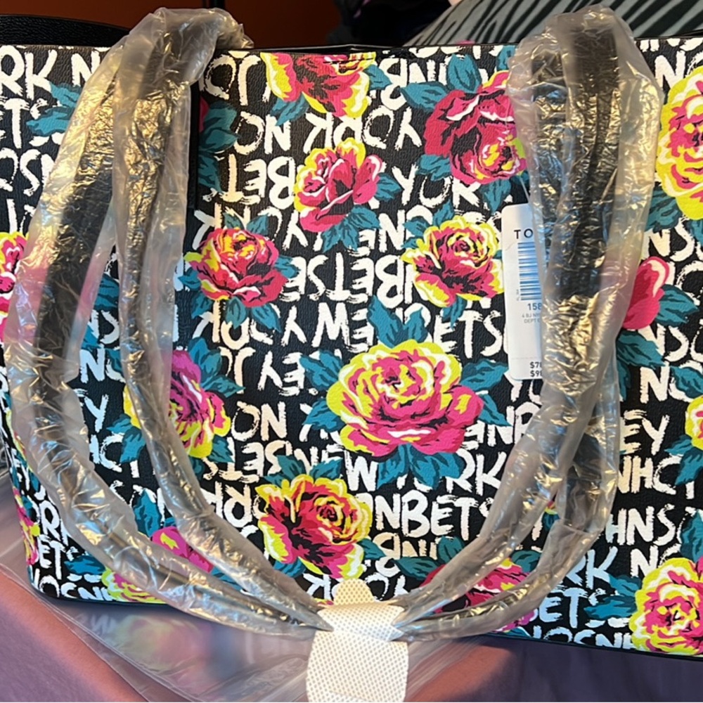 Betsey Johnson Torrid Black Floral Tote Bag New With Tags - Picture 2 of 3